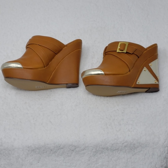 New Platform Wedge Mules - Picture 2 of 8
